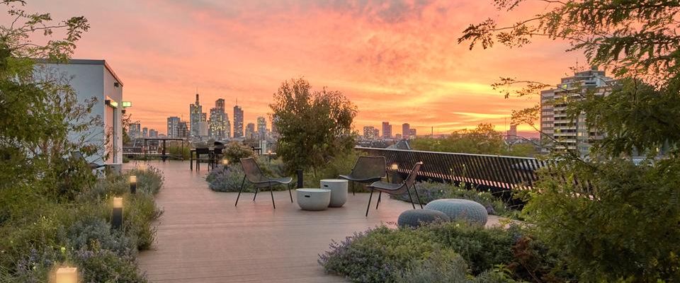 Mitten in Bornheim: Wohnen mit Designmöblierung im B-UP! - Photo 1