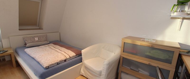 Miete inkl. Nebenkosten: 590 € pro Monat, plus Strom, plus Heizung - Photo 1