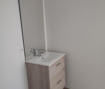 Location Appartement 2 pièces 46m² LUCE 28110 - Photo 3