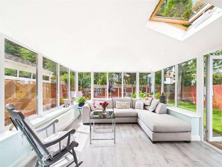 Dawlish Close, Bramhall, Stockport, Greater Manchester, SK7 - Photo 3