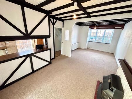 3 bedroom end of terrace house to rent - Photo 2