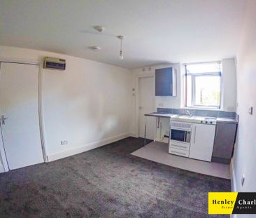 1 Bedroom Studio For Rent - Photo 1