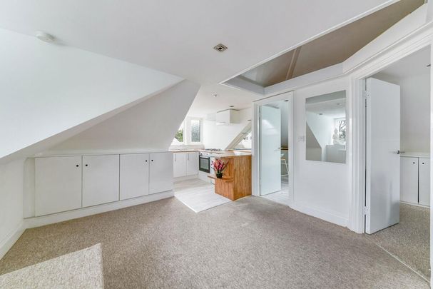 Second Avenue - Photo 1