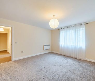 2 bedroom House To Let - Photo 4