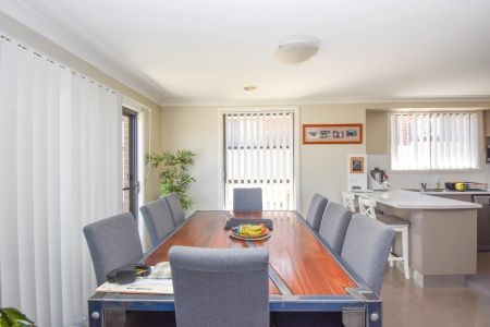 Fabulous Home in Quiet Cul-de-Sac! - Photo 3