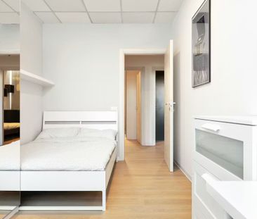 Via Privata Deruta, Milan, Lombardy 20132 - Photo 4