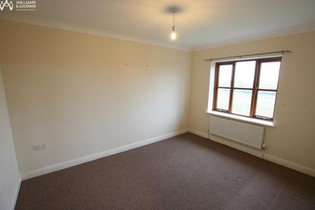 3 bedroom semi-detached house to rent - Photo 4