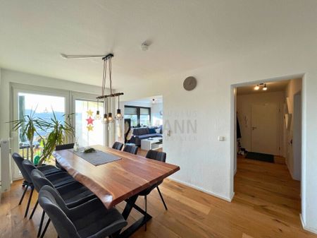 Moderne 4 1/2 Zim. Wohnung, oberste Etage mit Lift, Einbauküche, Panorama - Balkon, große Garage - Foto 5