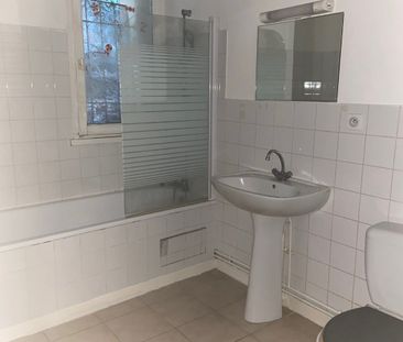 Location Appartement 2 pièces 54m² ANGOULEME 16000 - Photo 3