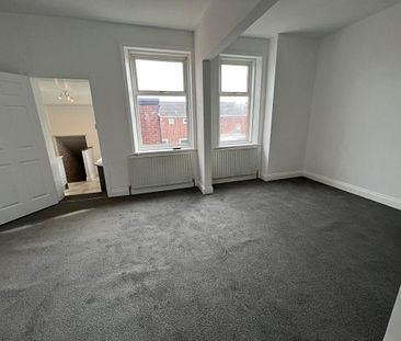 2 bed upper flat to rent in NE28 - Photo 4