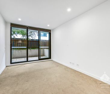 Two-Bedroom Apartment with walking distancing to Monash Clayton Cam... - Photo 3