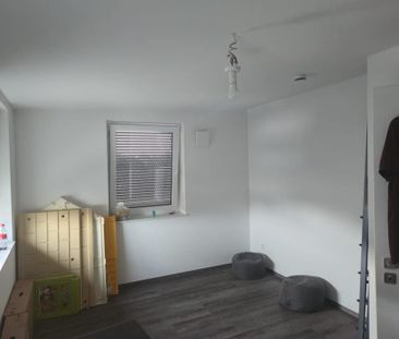 Reiheneckhaus mit hochwertiger Ausstattung in ruhiger Lage von Bremen - Photo 1