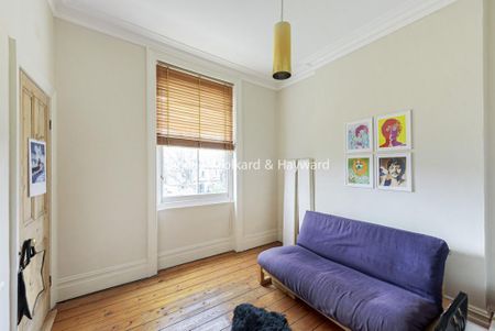 2 bedroom flat to rent - Photo 2