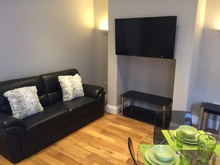 3 Bedroom Apartment, Buston Terrace Jesmond - Photo 5