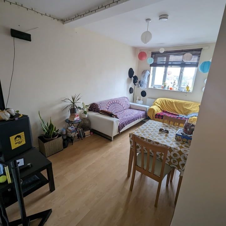 1 Bed Flat, North End Road, SW6 - Photo 1
