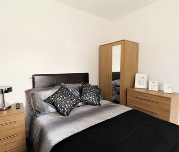 187 Oxford Street, Rugby - Photo 3