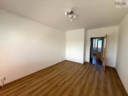 Pronájem bytu 2+1 55 m² - Photo 2