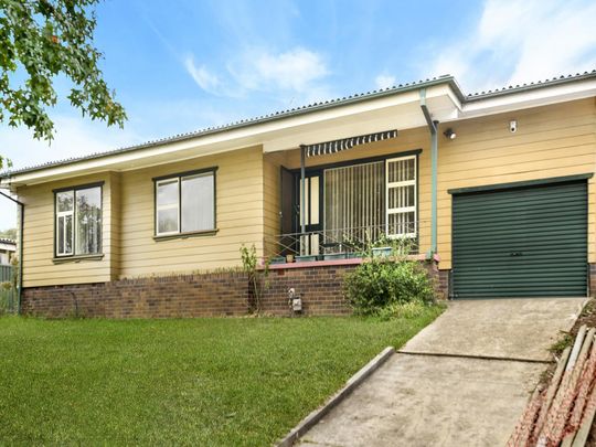 2 Bond Street, North Ryde NSW 2113 - House For Rent | Domain - Photo 1