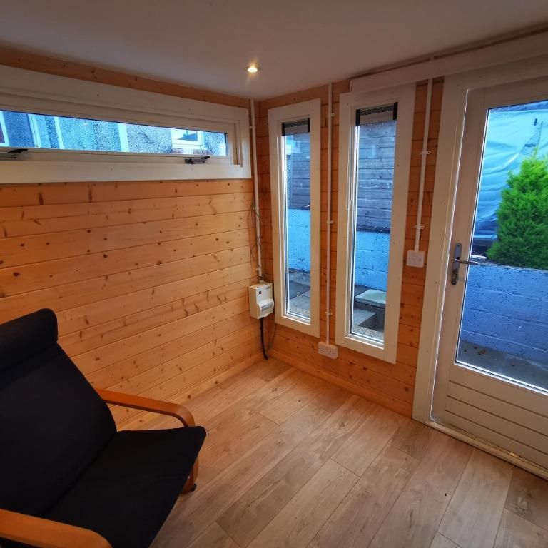 3 bedroom terraced house to rent - Photo 1