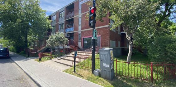 Studio (1.5) - 4605 4615 Ave Van Horne, Montréal - Photo 3