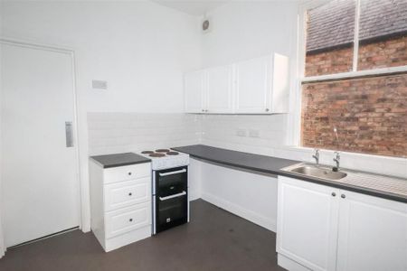 1 bedroom flat to rent - Photo 2