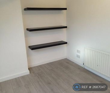 4 bedroom terraced house to rent - Photo 2