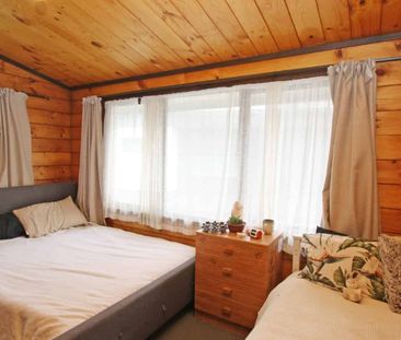 Oakura Village Lifestyle & Sea Views - Photo 4