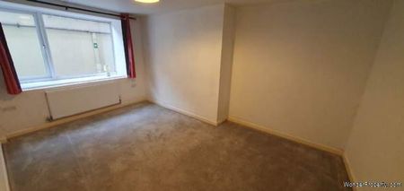 2 bedroom property to rent in Chard - Photo 3