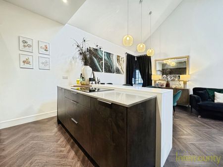 High Lane, CM24, Stansted - Photo 3