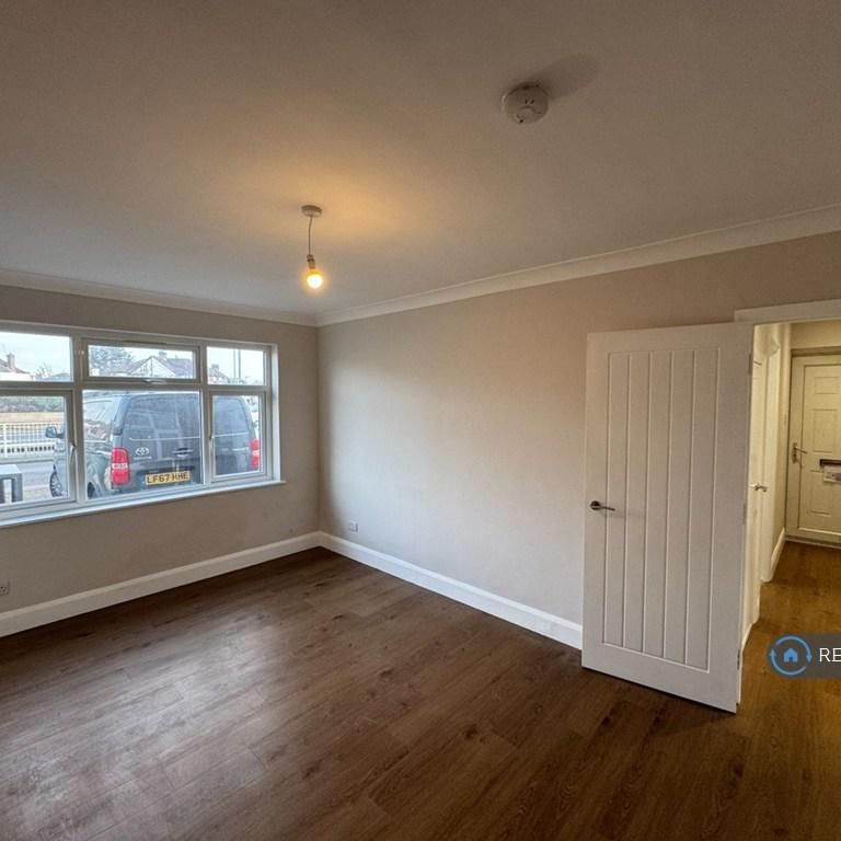 2 bedroom maisonette to rent - Photo 1
