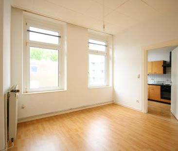 STUDENTEN AUFGEPASST! GEMÜTLICHES APARTMENT NAHE DES KREFELDER AMTS... - Photo 1