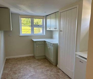 Manor Farm Cottage, Etchilhampton, SN10 - Photo 6