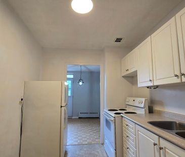 For Lease - 37 Peel Street Unit# 405, Barrie, Ontario - Photo 6