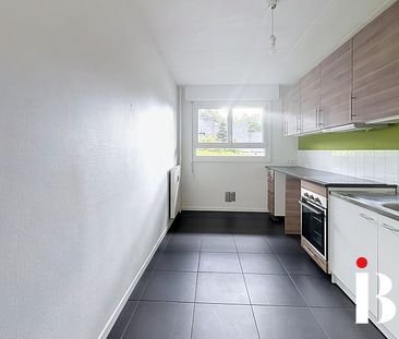 Location Appartement 4 pièces 75m² ST HERBLAIN 44800 - Photo 3