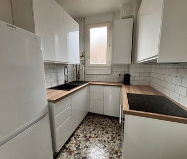 Location Appartement 3 pièces 63m² - Photo 5