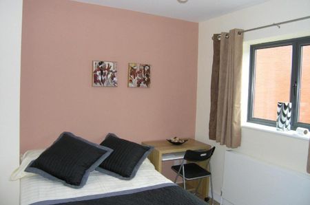 4 bedroom house to rent - Photo 3