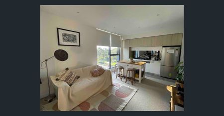 Prime Location! 1 Bedroom Apartment Above North Ryde Station – Furnished or Unfurnished Available - Photo 2