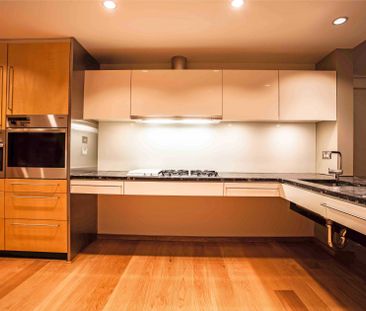 33/7 Macquarie Street, Sydney - Photo 5