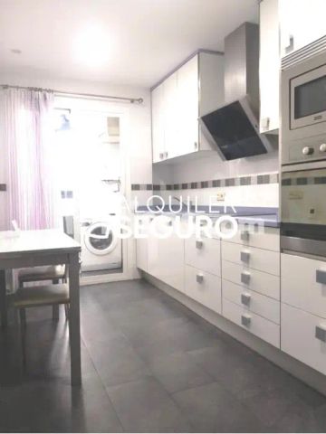 Piso en alquiler en Viñas Viejas - Photo 2