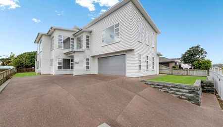 Seventh View Family Living - Photo 5