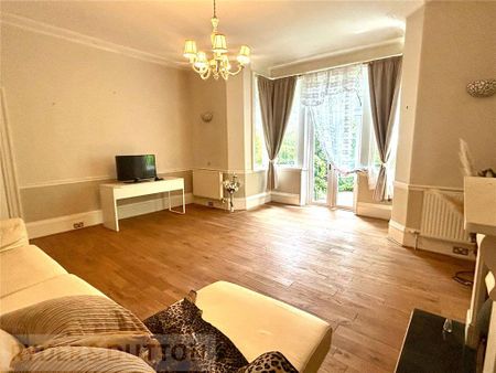 6 bedroom semi-detached house to rent - Photo 4