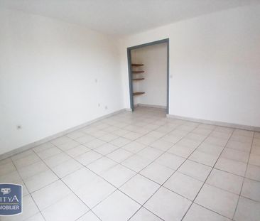 Location Maison 3 pièces 75m² PENNAUTIER 11610 - Photo 4