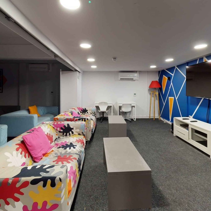 4-5 Bedroom Cluster Ensuite - Photo 1