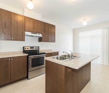 For Lease - 7 Cherna Avenue, Markham, Ontario - Photo 2