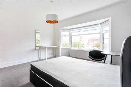 6 bedroom semi-detached house to rent - Photo 5