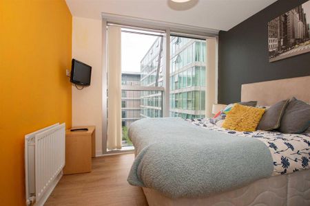 2 bedroom apartment to rent - Photo 3