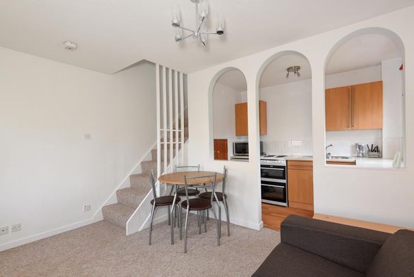 1 bedroom semi-detached house to rent - Photo 1