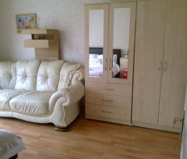 Room in a Shared House, Rose Avenue, SM4 - Photo 5