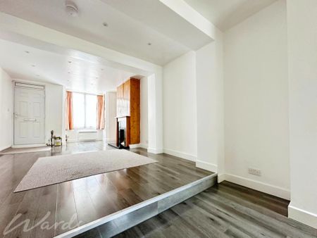 3 bedroom terraced house to rent - Photo 3