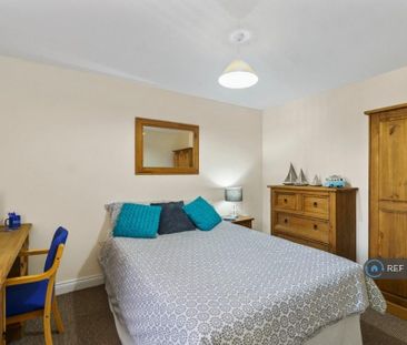 8 bedroom terraced house to rent - Photo 6